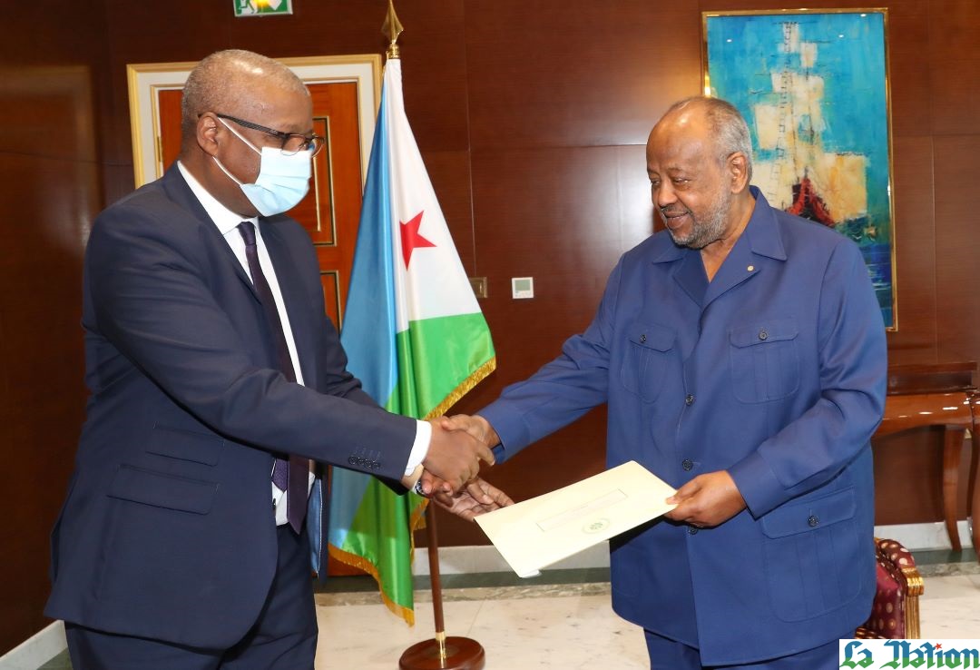 Le Président de la République reçoit un Emissaire de son homologue comorien