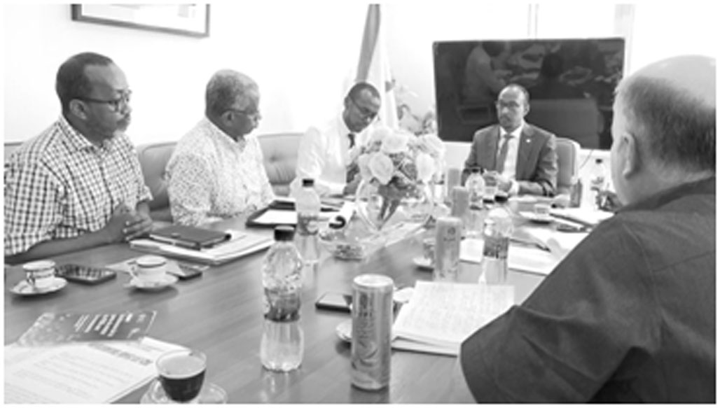 Le ministre du commerce et du tourisme reçoit la mission conjointe de la supervision de l’OMC et du CIR