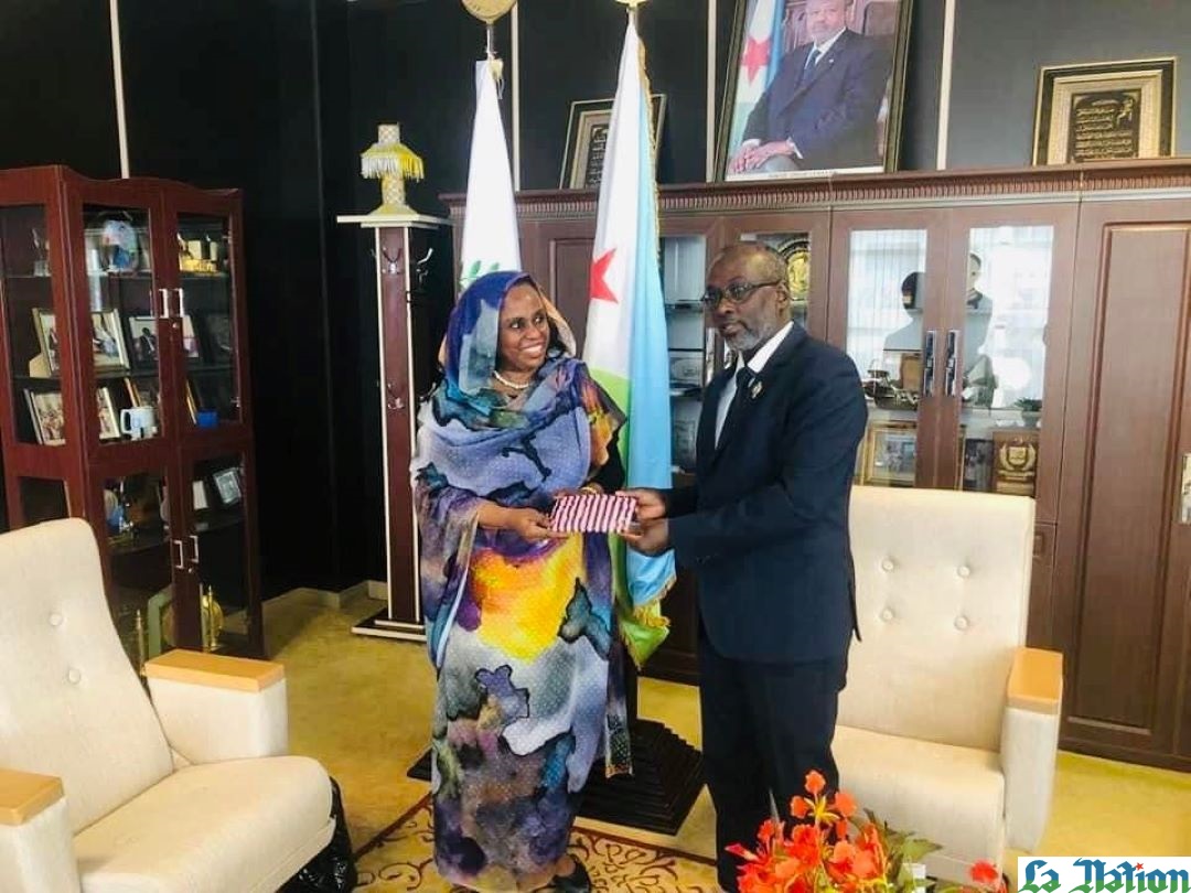 Le président de l’Assemblée Nationale reçoit la nouvelle ambassadrice de la République du Soudan à Djibouti