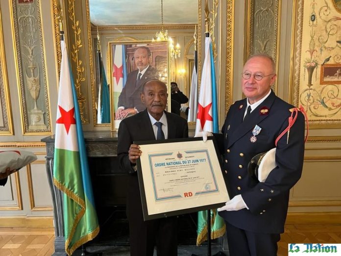 Rémi Macarez distingué de la médaille d’Officier dans l’Ordre National du 27 Juin (2)