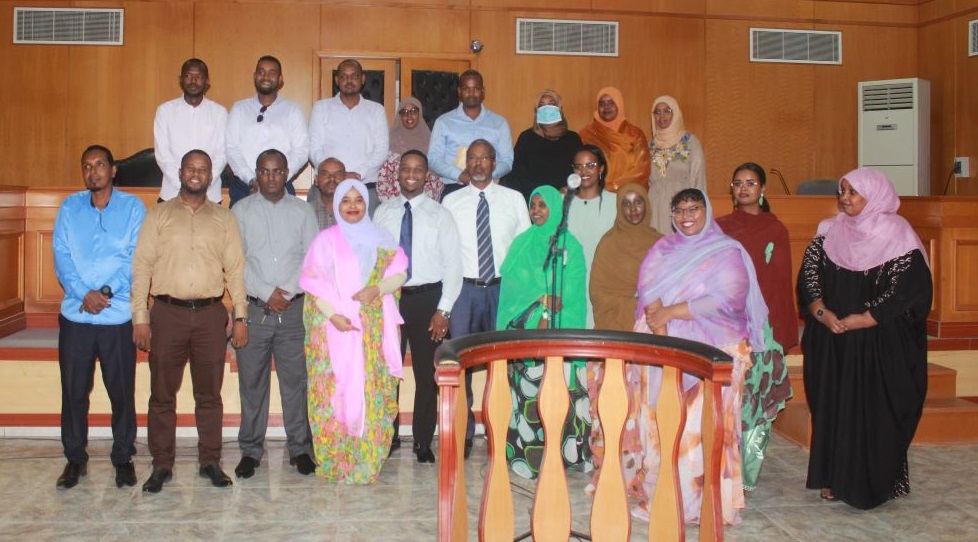 Justice : La première promotion de l’ENEJ prête serment