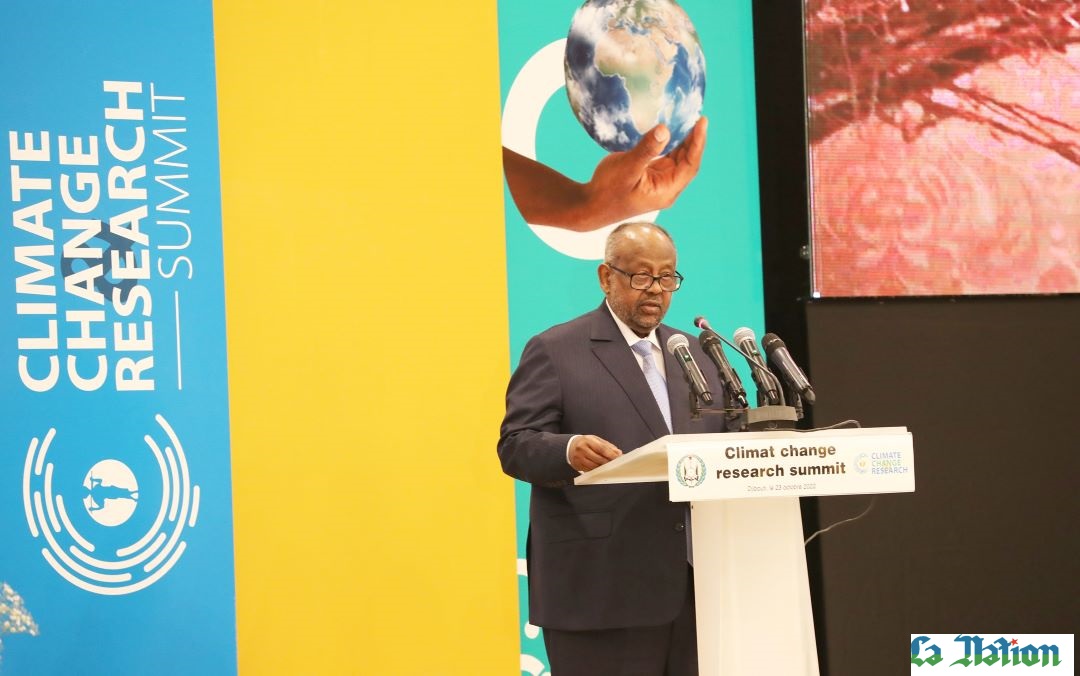 “Nous avons d’ores et déjà pris nos responsabilités en matière d’atténuation des gaz à effet de serre en nous engageant dans notre vison 2035 pour une production d’énergie électrique basée entièrement sur le renouvelable”, déclare le Président de la République M. Ismail Omar Guelleh