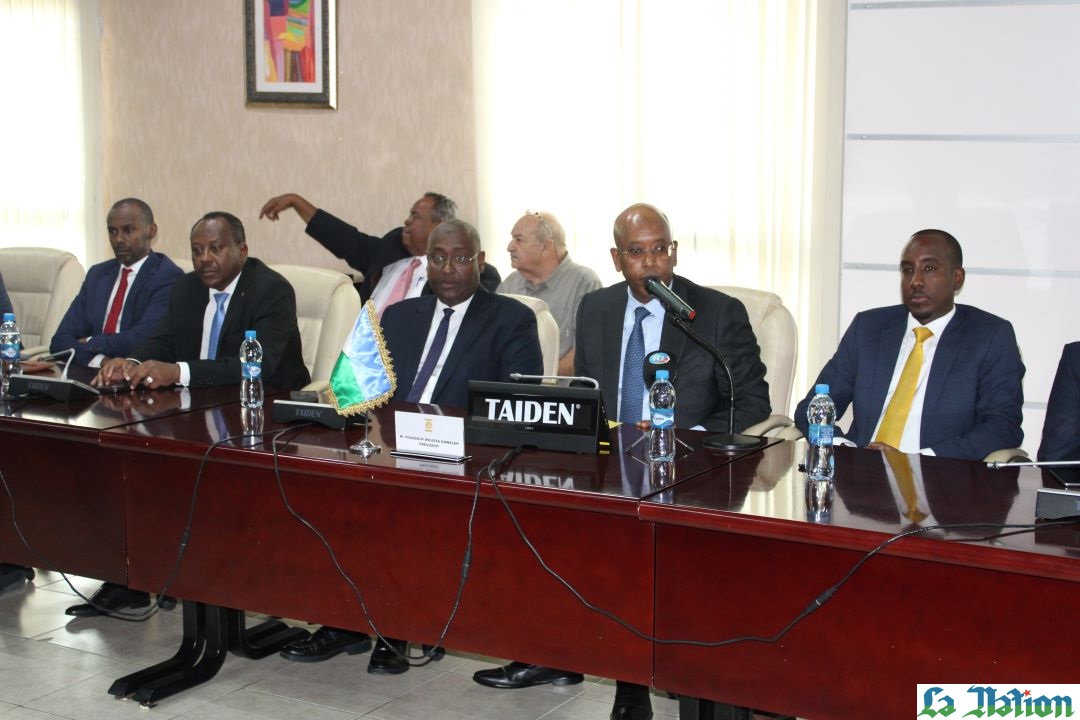 • Le président de la Chambre de Commerce de Djibouti reçoit la visite d’une importante délégation de la région d’Oromia