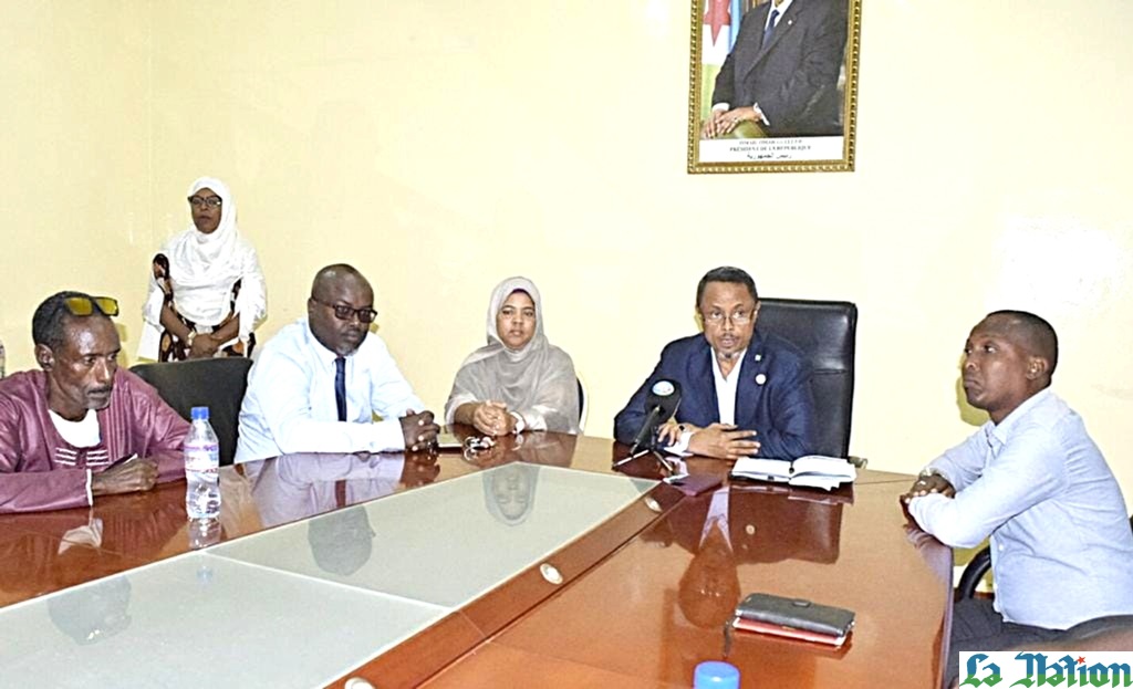 Le Maire de la capitale réunit les représentants des conseils de quartiers