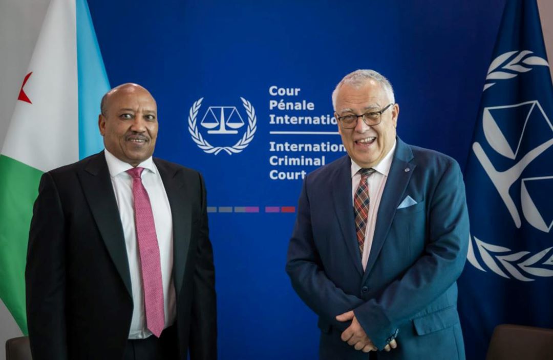 L’ambassadeur Dileita reçu à la CPI