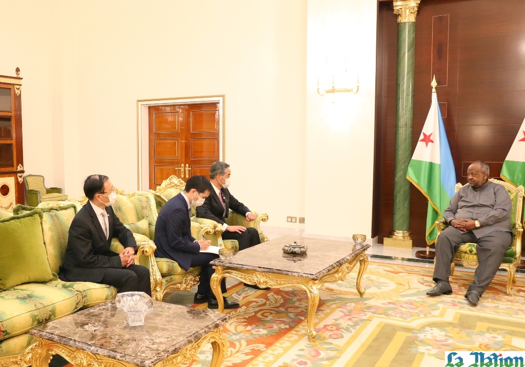 Le Chef de l’Etat reçoit le Président de la Fondation médicale chinoise GX