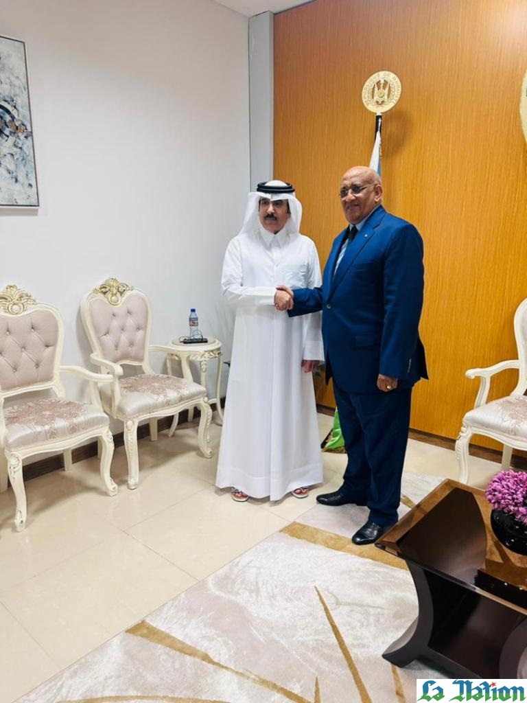 Le Président de l’Assemblée Nationale reçoit des membres du corps diplomatique accrédité à Djibouti