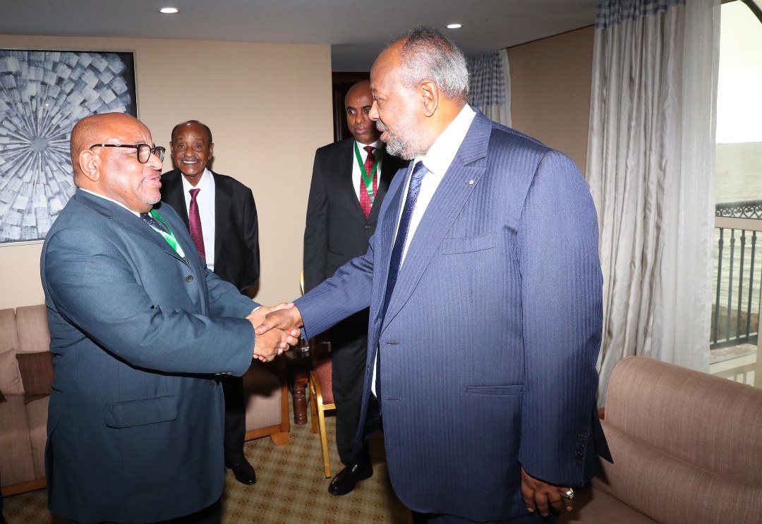 EN MARGE DU SOMMET DE L'ATMIS À KAMPALA : LE PRÉSIDENT DE LA RÉPUBLIQUE REÇOIT LE CHEF DE LA MISSION DE TRANSITION DE L’UNION AFRICAINE EN SOMALIE