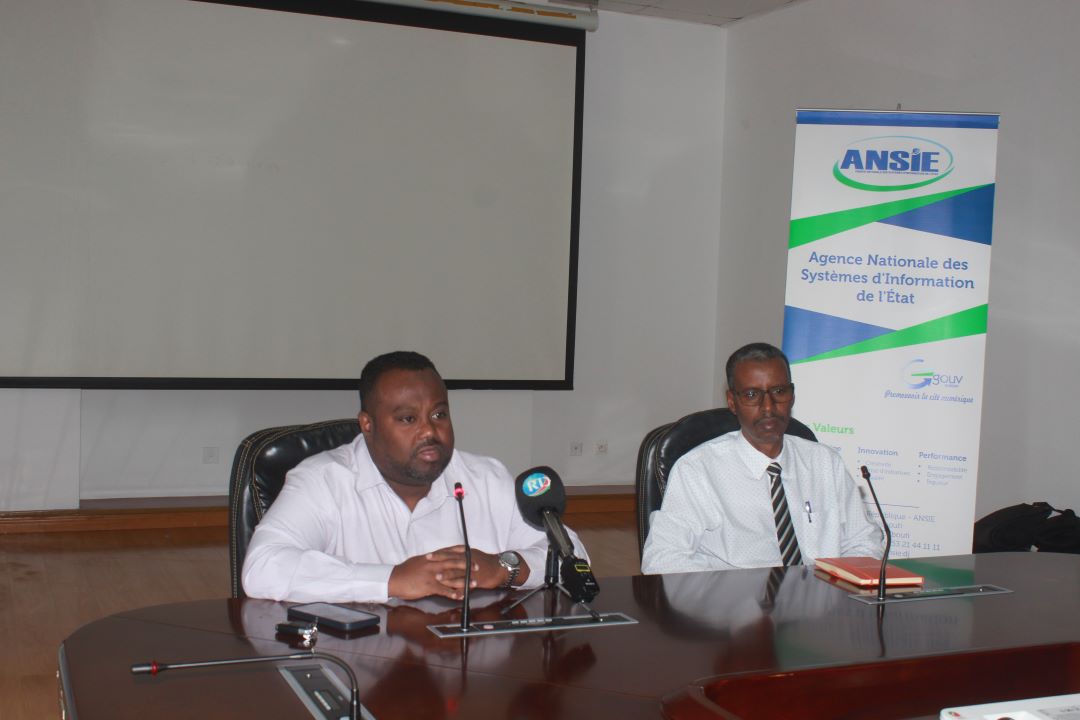 Une cérémonie d'ouverture aux sessions de formation du Système Intégré de la Préfecture s'est tenu à l'Institut des Études Diplomatiques de Djibouti.