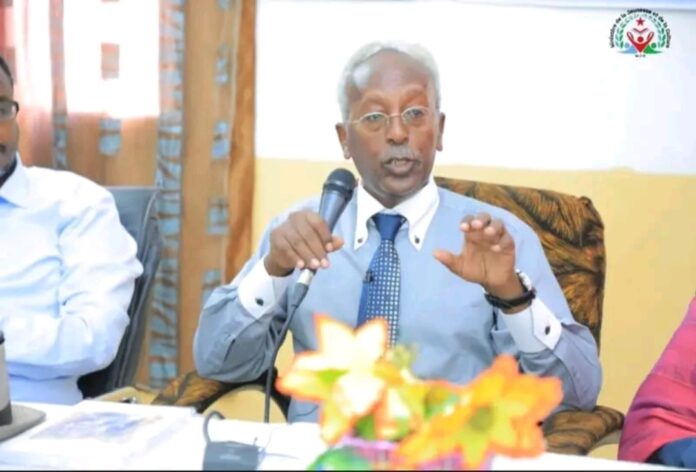 Ali-Sabieh L’ambassadeur Ahmed Areïta Ali expose son livre aux assajogs (1)