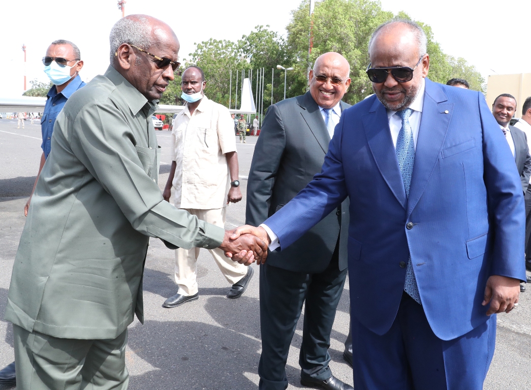 Départ du Président de la République à destination du Royaume-Uni