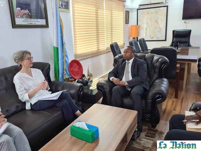 Le Ministre de l’Energie préside une réunion de travail consacrée à la mise en œuvre du Projet d’Efficacité Energétique des Bâtiments Administratifs (PEEB) à Djibouti