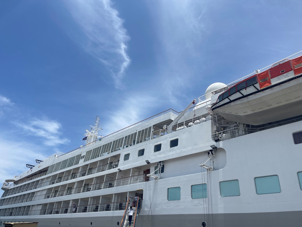 Le bateau de croisière de luxe« Silver Cloud » à Djibouti