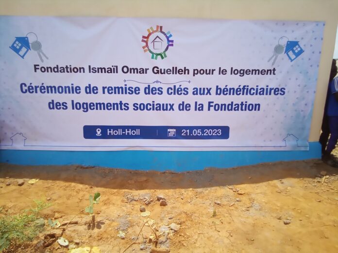 Remise des clés des logements sociaux à des familles vulnérables et des personnes à besoins spéciaux (1)