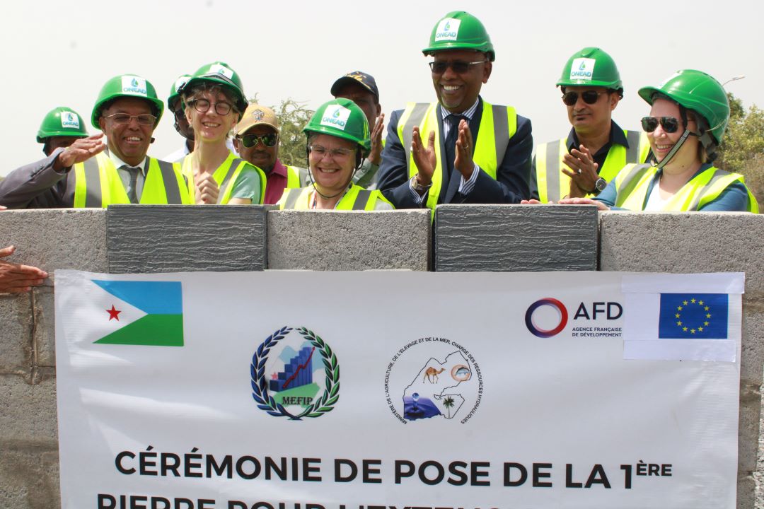 COUP D’ENVOI DES TRAVAUX DE CONSTRUCTION DE LA NOUVELLE STATION D’ÉPURATION DES EAUX USÉES DE DOUDA