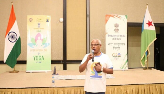 L’ambassade de l’Inde célèbre la 9ème Journée internationale du Yoga (1)