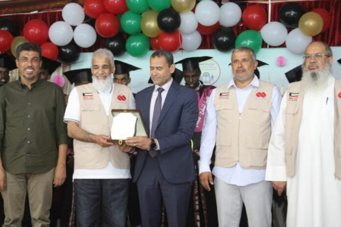 Cérémonie de remise des diplômes aux étudiants du lycée industriel et de l'Enseignement général du complexe Al-Rahma (1)