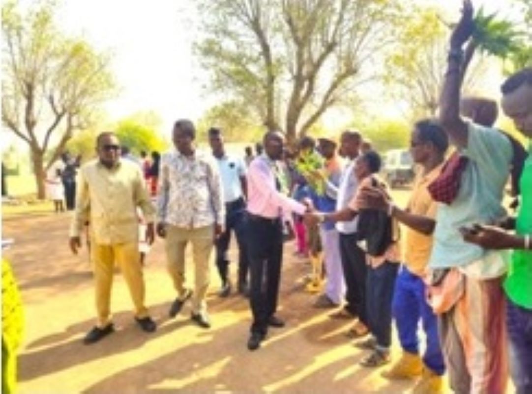 Prise de contact : Le nouveau préfet d'Arta se rend à la sous-préfecture de Damerjog