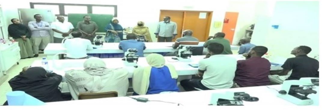 Lutte contre le paludisme : Formation des laborantins sur la technique de microscopie