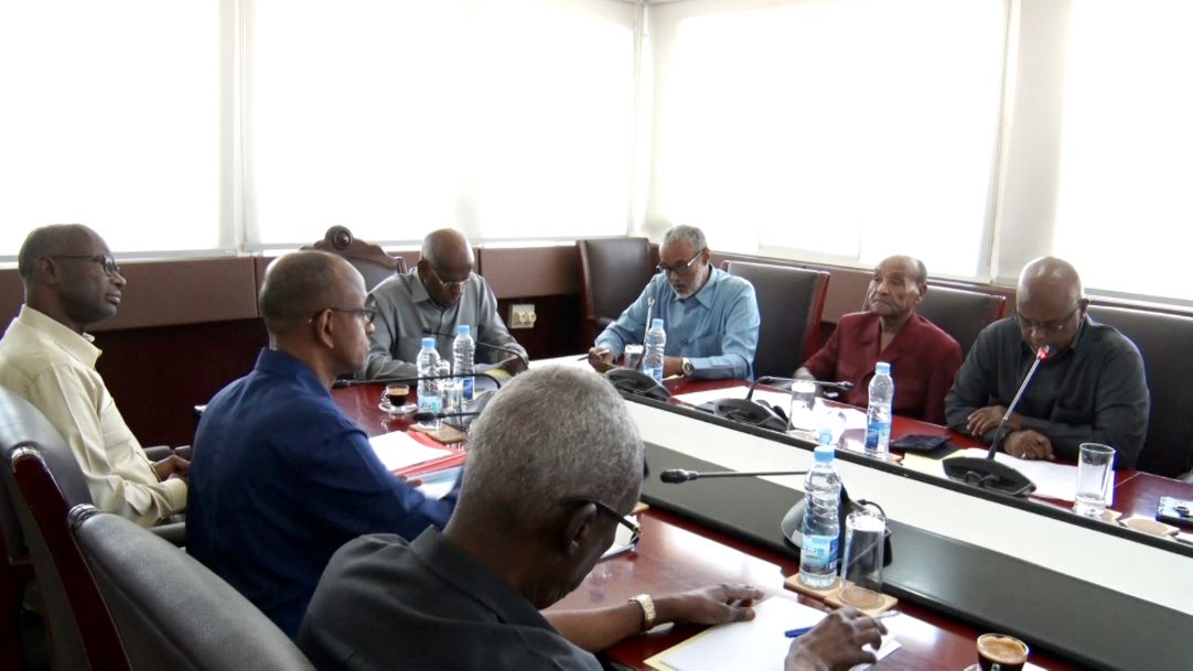 Le Premier Ministre préside une réunion avec les membres du comité national de lutte contre le terrorisme