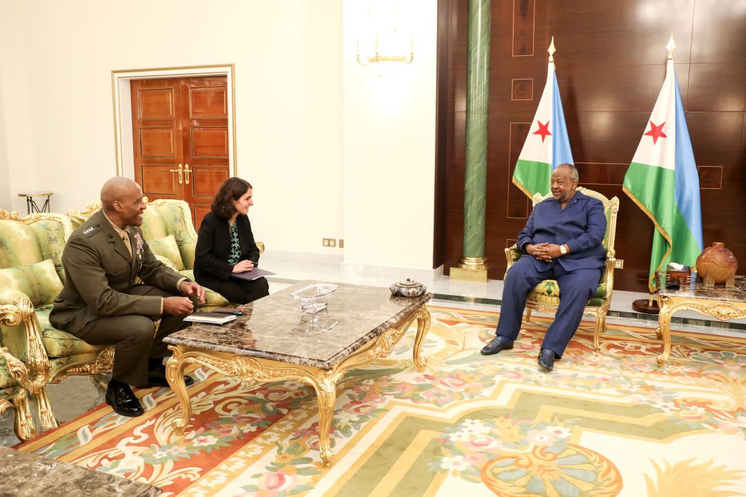 Le Président Guelleh reçoit une délégation américaine de haut niveau