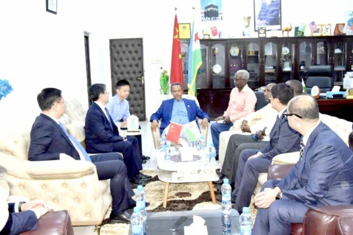 Le maire de la capitale reçoit une délégation de la ville de Liaocheng (1)