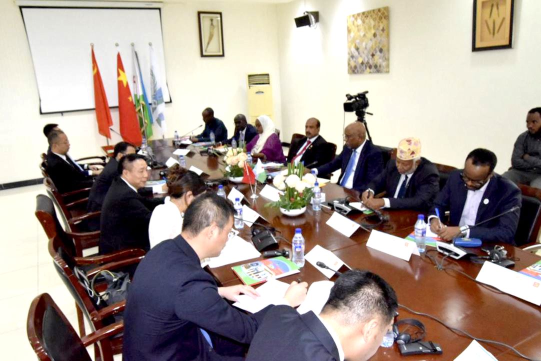 Réunion de travail entre le RPP et le PCC