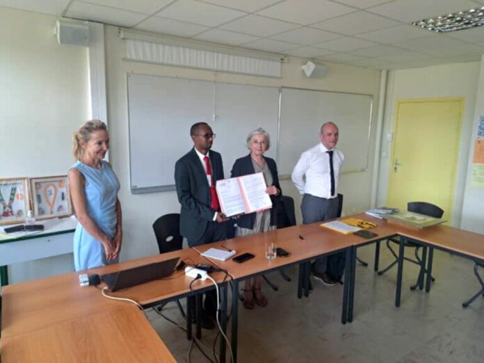 Convention de partenariat entre le lycée Excellence et le lycée Camille Guérin (1)