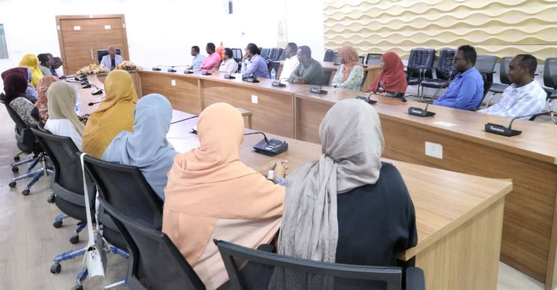 Le ministre de la santé reçoit les nouveaux médecins djiboutiens