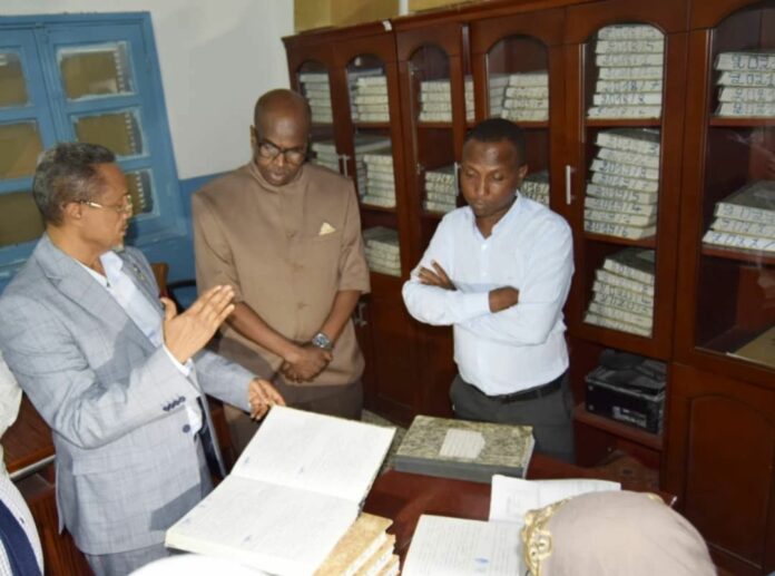 Le préfet et le maire de Djibouti en tournée dans les communes de la capitale (1)