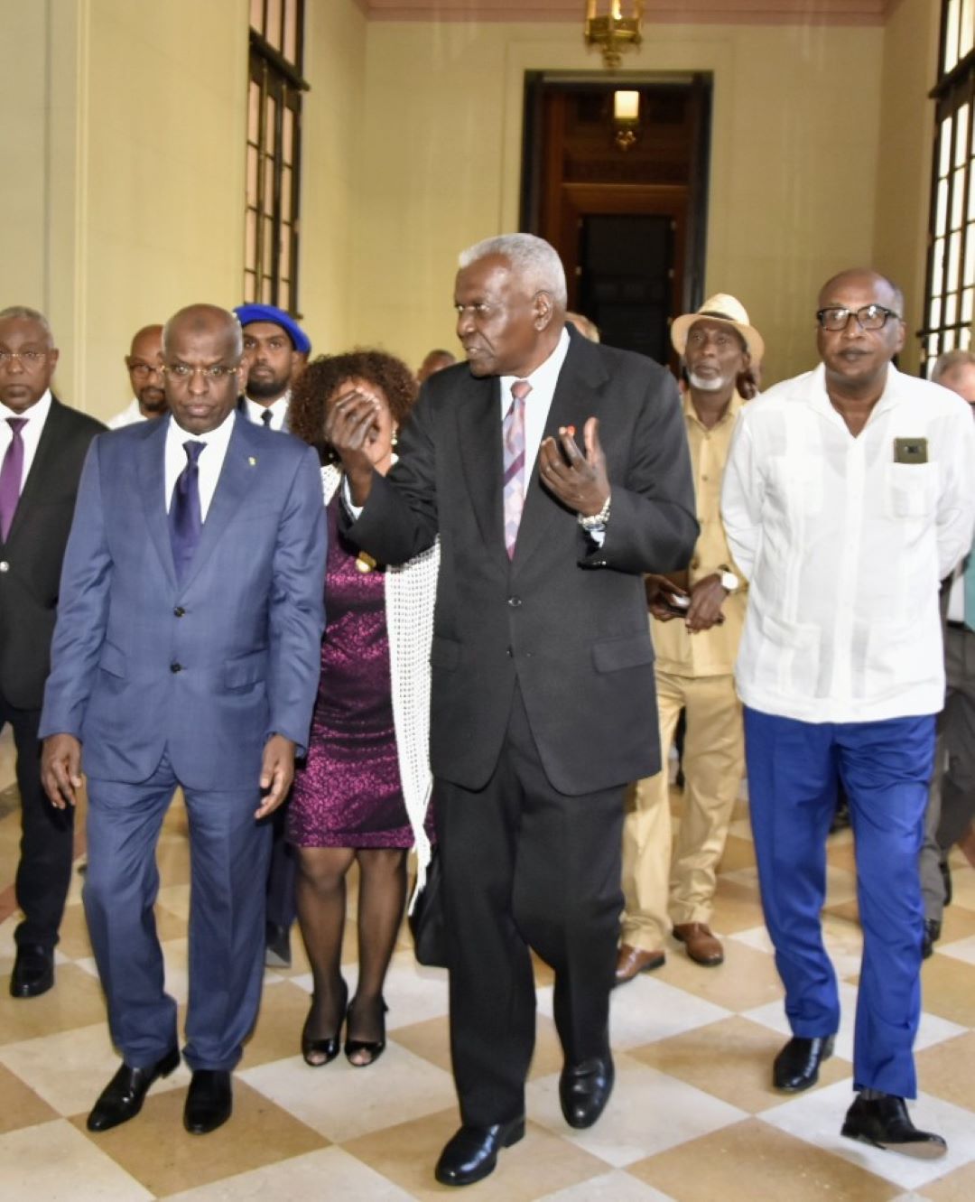 VISITE DU PREMIER MINISTRE A L’ASSEMBLEE NATIONALE DE CUBA