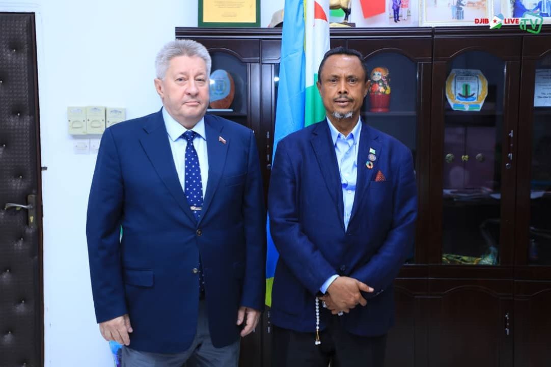 Le maire de la capitale reçoit l'ambassadeur de Russie à Djibouti