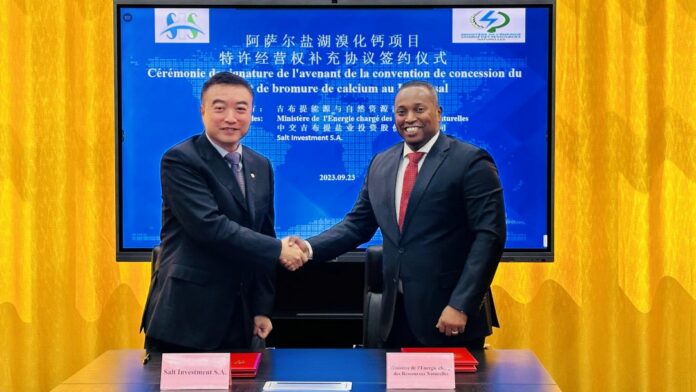 Signature d'un important accord en vue de la production du bromure de (1)