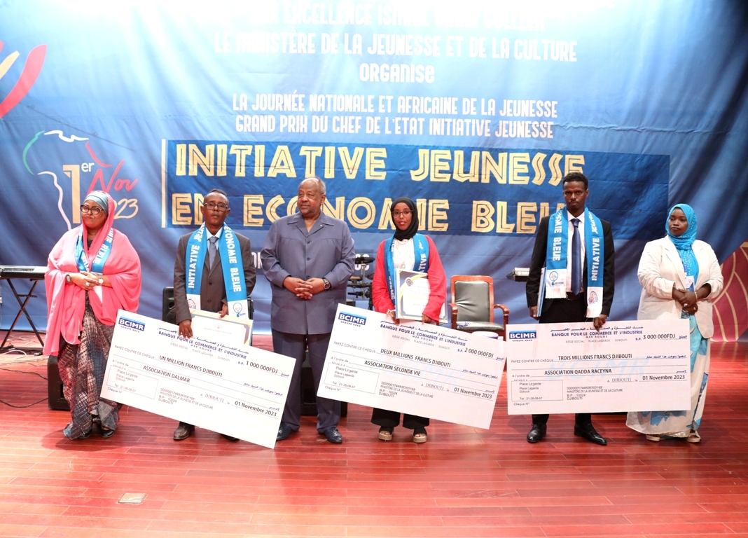 Le Président Guelleh à la tête de la célébration de la Journée nationale et africaine de la Jeunesse