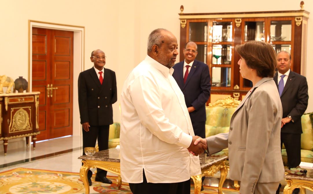 Le Président Guelleh reçoit les ministres français des Affaires étrangères et de la Défense