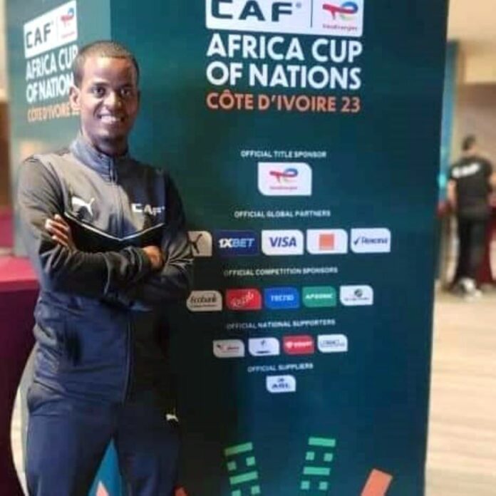 Zoom sur l’arbitre assistant international Liban Abdourazak (3)