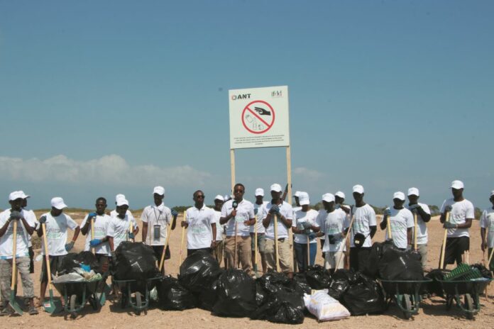 Journées de nettoyage aux îles Moucha et Maskali (1)