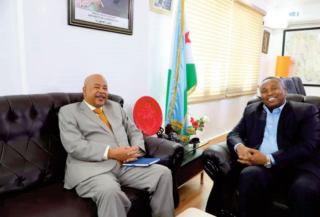 Entrevue entre le ministre de l’Energie et le nouvel ambassadeur du Kenya accrédité en république de Djibouti