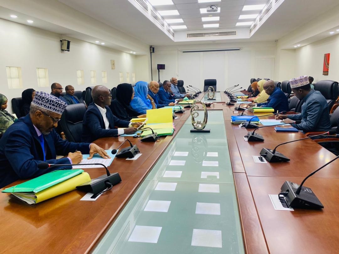 Parlement ; La conférence des présidents se tient en présence du Premier ministre