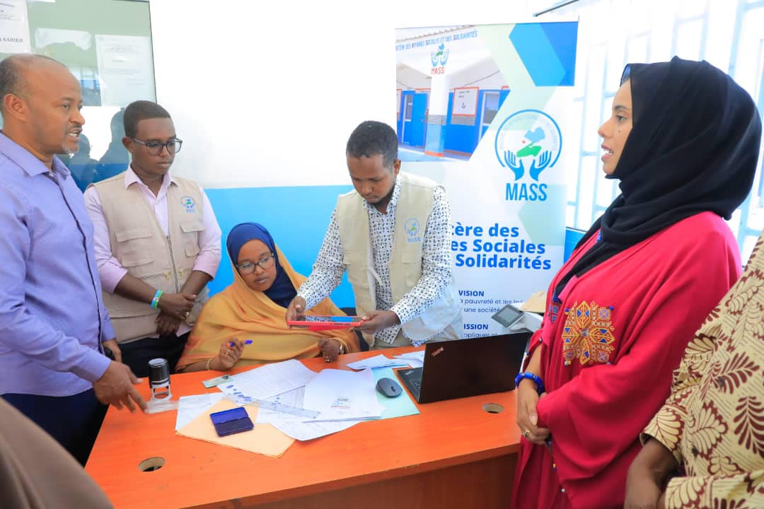 Solidarité Ramadan : la ministre des affaires sociales et des solidarités dirige une mission de supervision à Ali-Sabieh