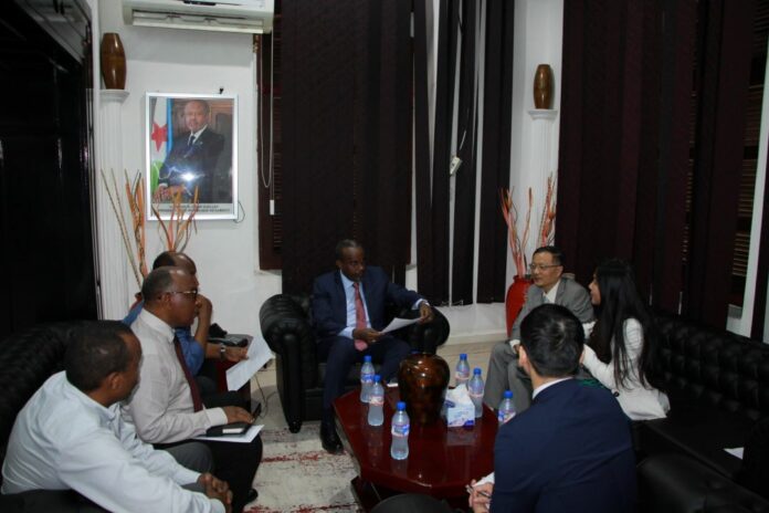 Le ministre de la Communication reçoit la chef de bureau de China Media Group Africa (1)