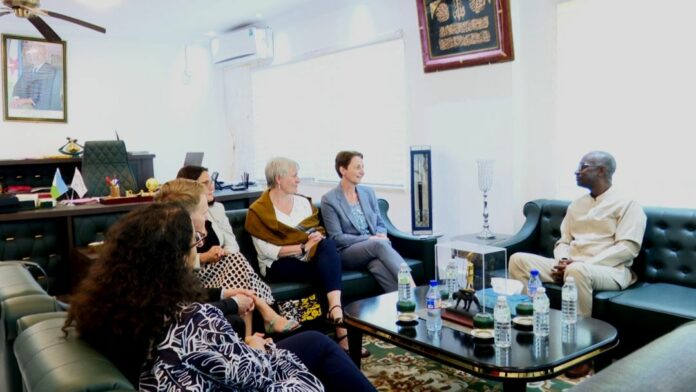 Une importante délégation de la GIZ s’entretient avec le ministre de l’intérieur (2)