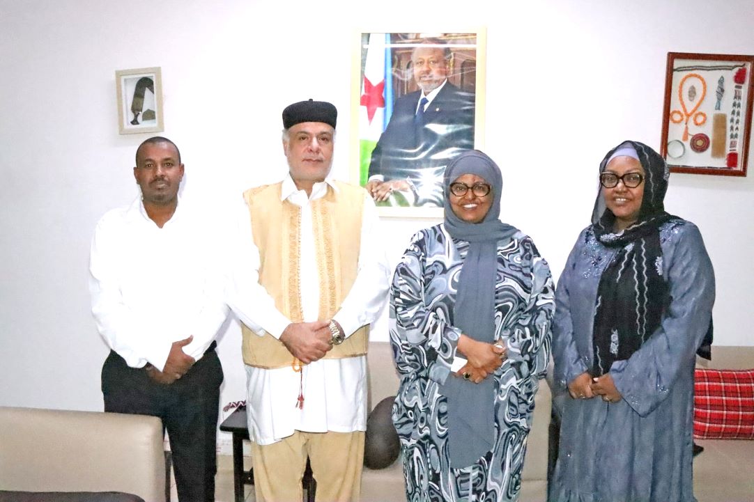 Rencontre entre la ministre de la Jeunesse et de la Culture et l'ambassadeur de la Libye accrédité à Djibouti