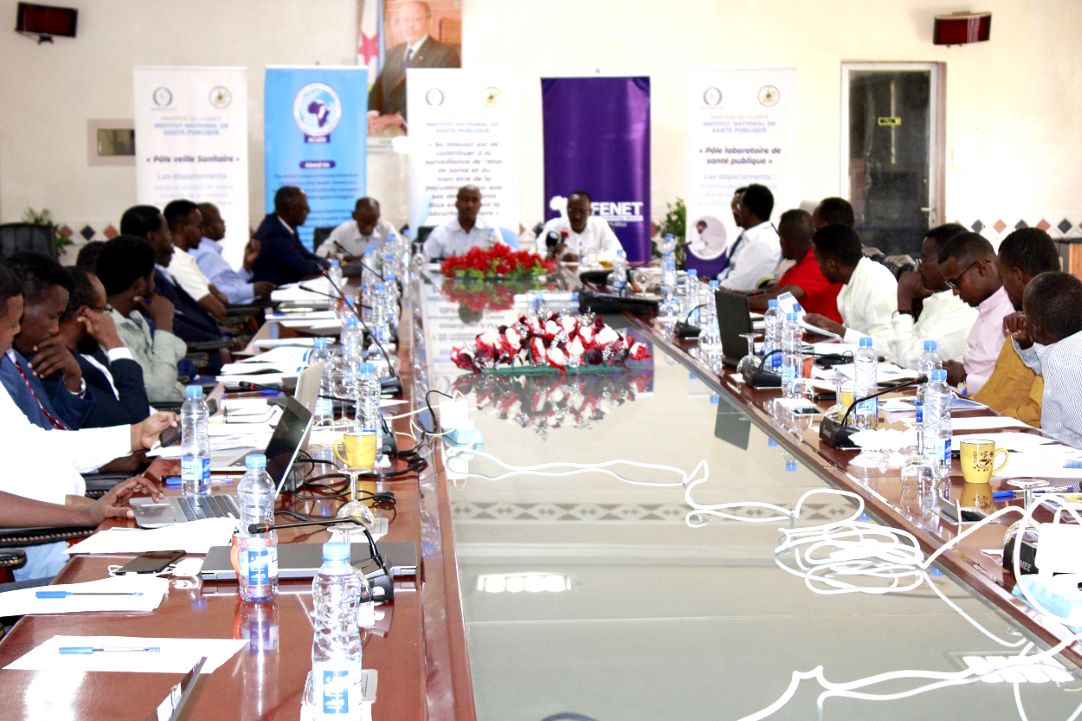 Création de formateurs régionaux pour faire face aux défis complexes des catastrophes sanitaires et toxiques  