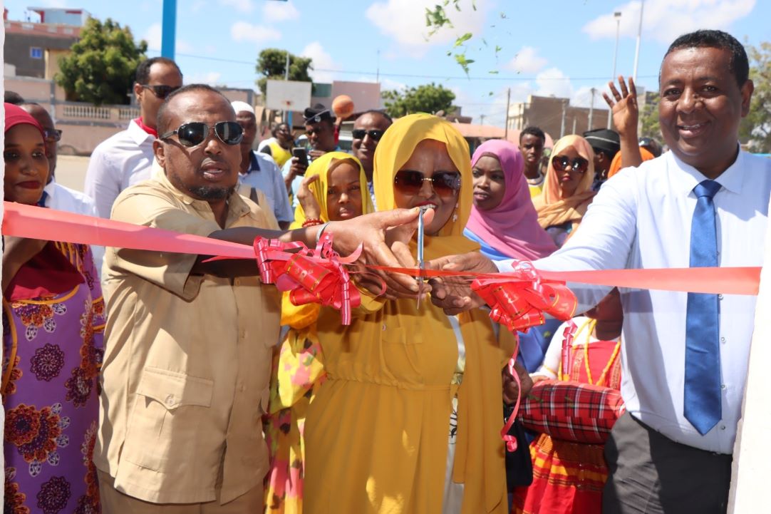 Réouverture du centre de développement communautaire de la Cité du Stade