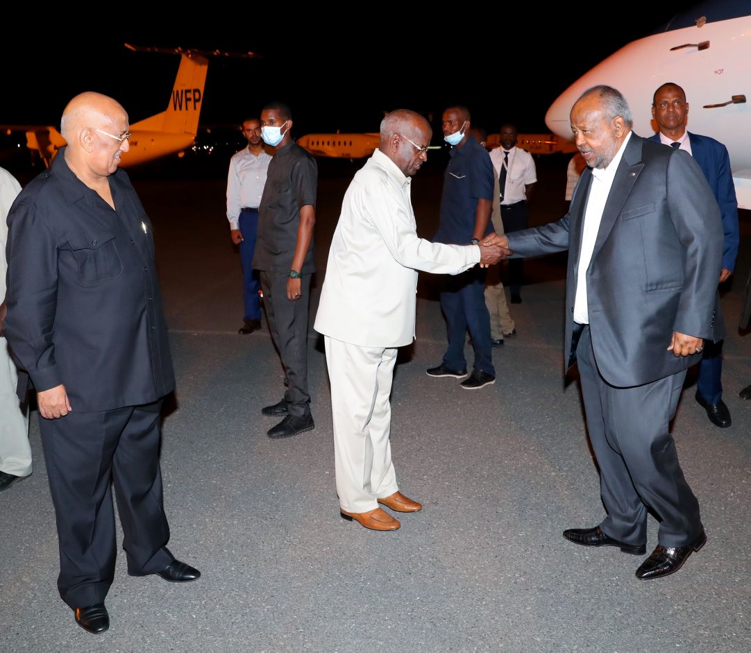 Le Président Guelleh regagne le pays à l’issue d’une double mission à l’étranger