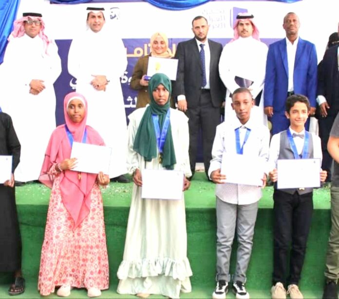 Kawkab Bazzal remporte le titre de championne du challenge de Lecture Arabe pour la saison 2024 au niveau du pays (1)
