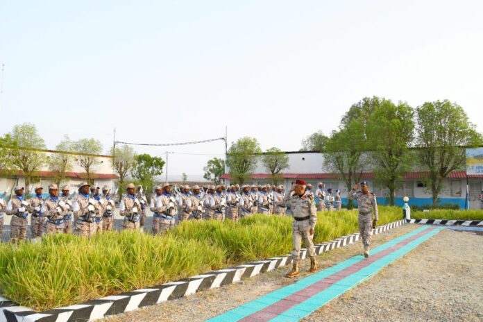 Visite du CEMGA à l'école militaire de Holl-Holl pour la cérémonie de clôture (1)