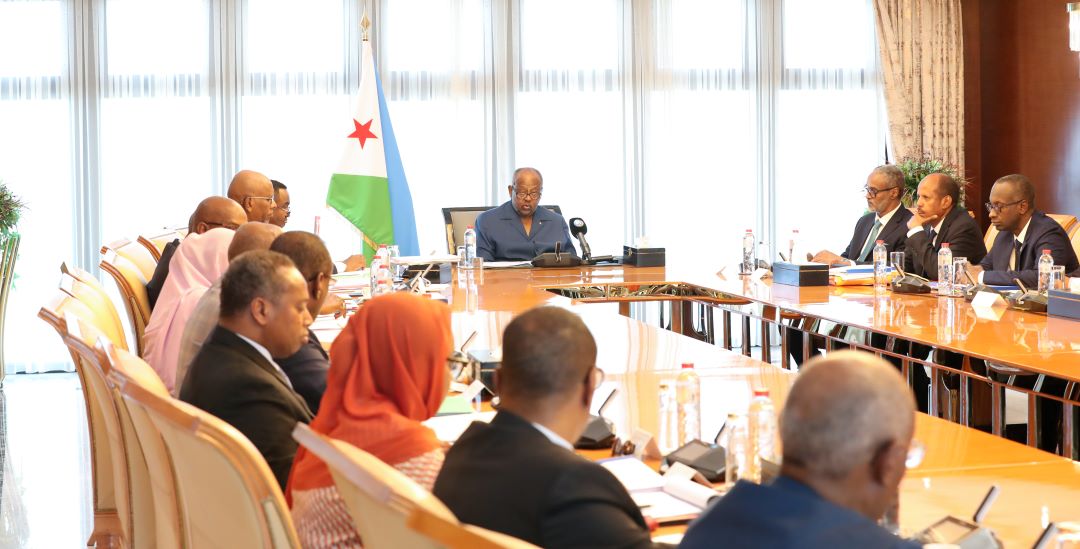 Le Président Guelleh décline les grandes priorités qu’il fixe à son Gouvernement, dans le contexte de la rentrée politique