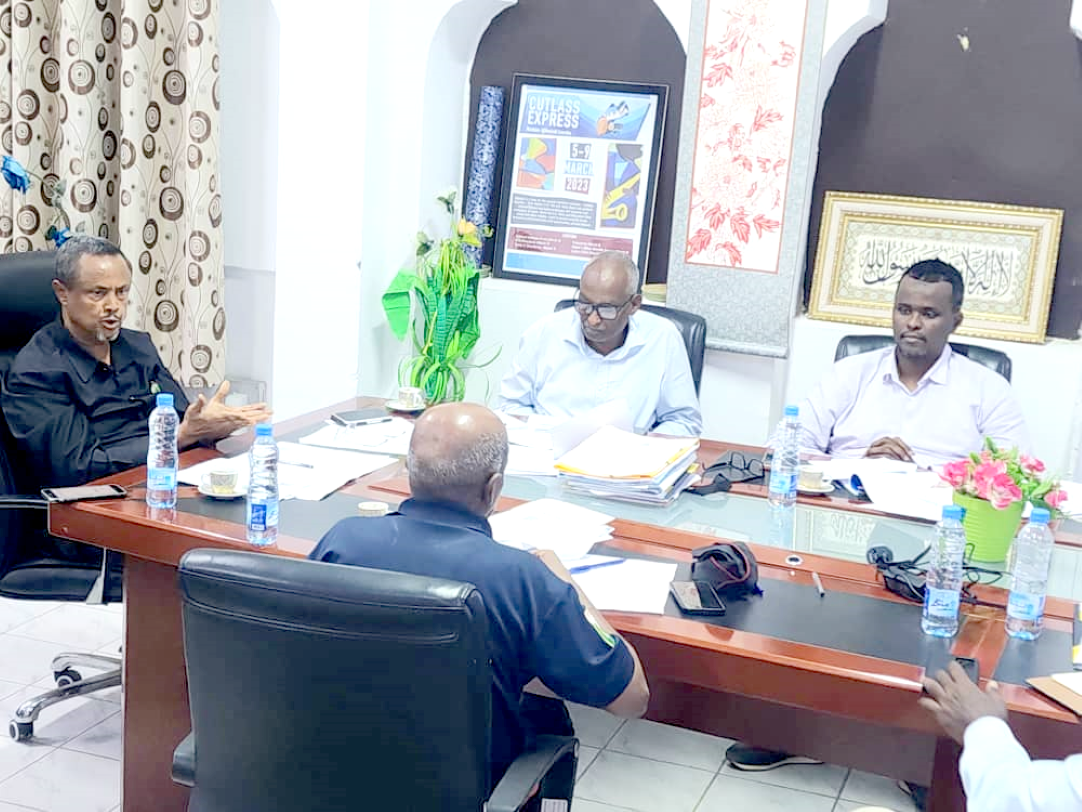 L’édile de la capitale préside la première réunion de la commission des Permis de construire ordinaire